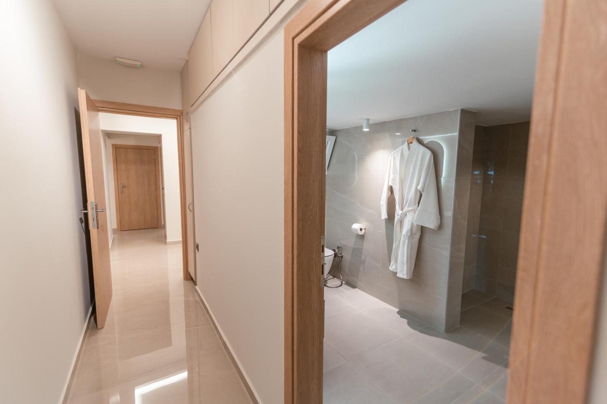 העיירה קוס Apartment Suite Byron מראה חיצוני תמונה