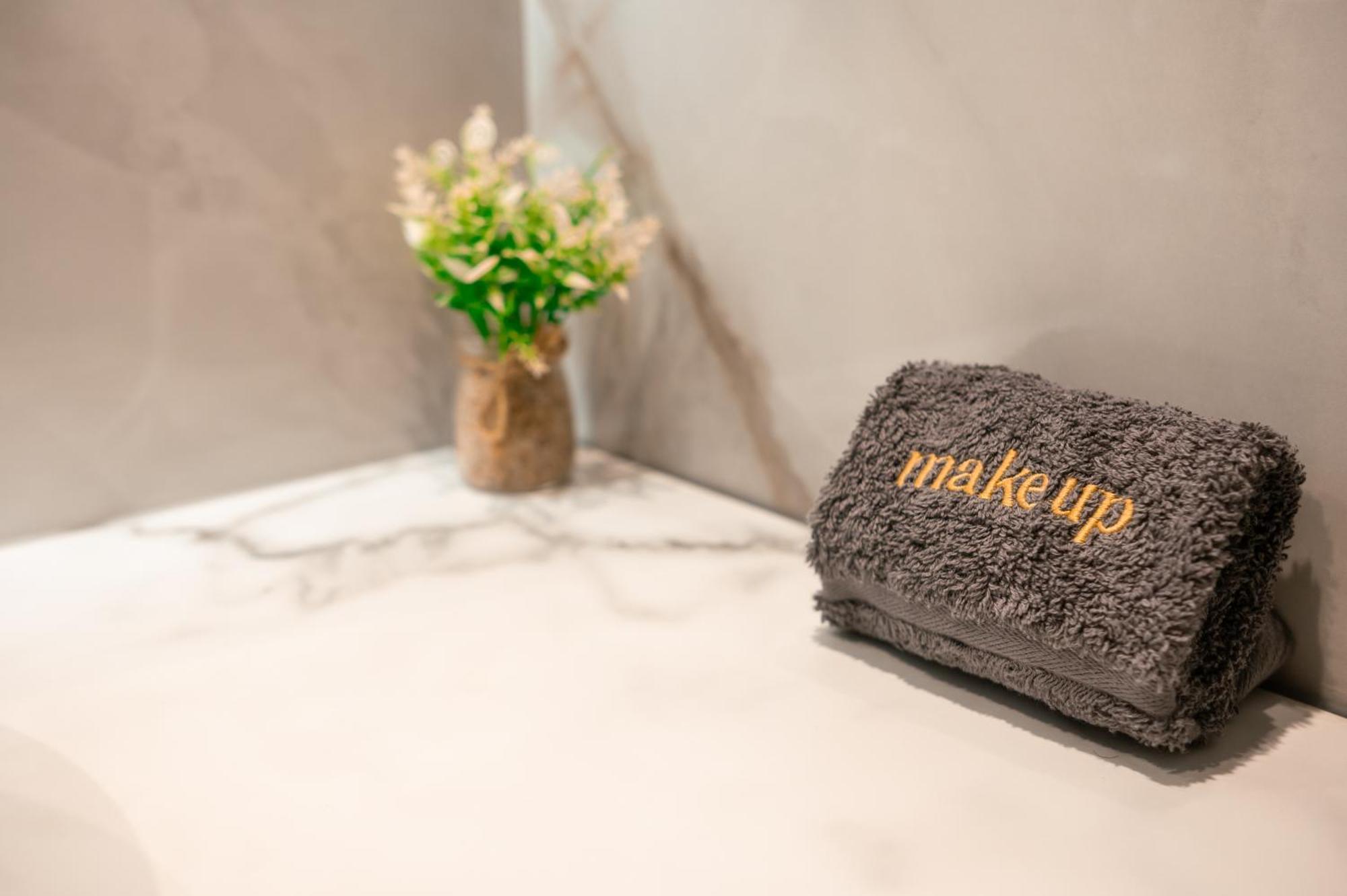 העיירה קוס Apartment Suite Byron מראה חיצוני תמונה