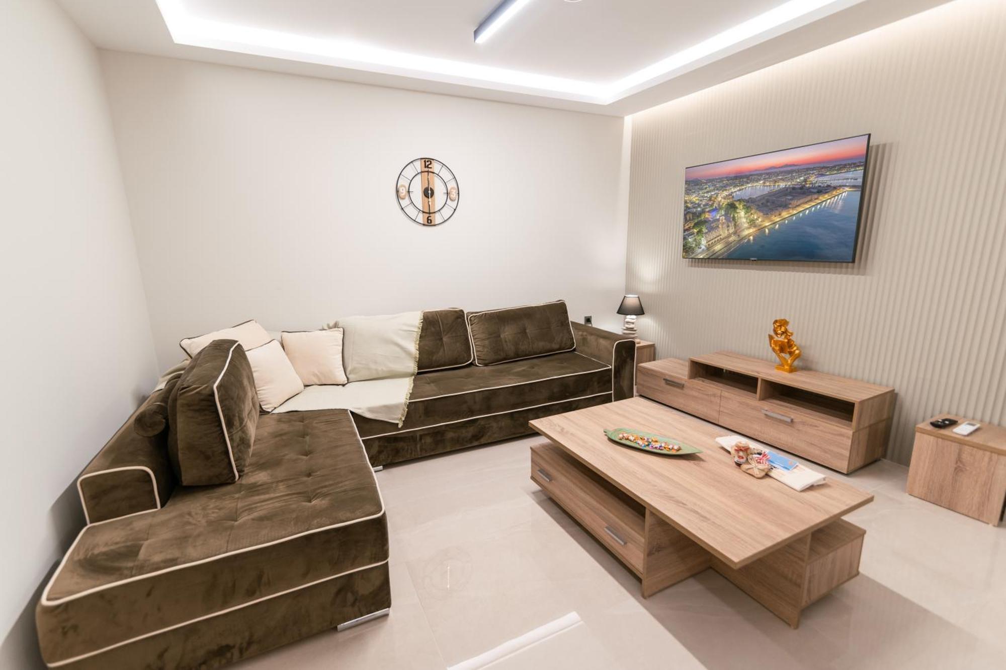 העיירה קוס Apartment Suite Byron מראה חיצוני תמונה